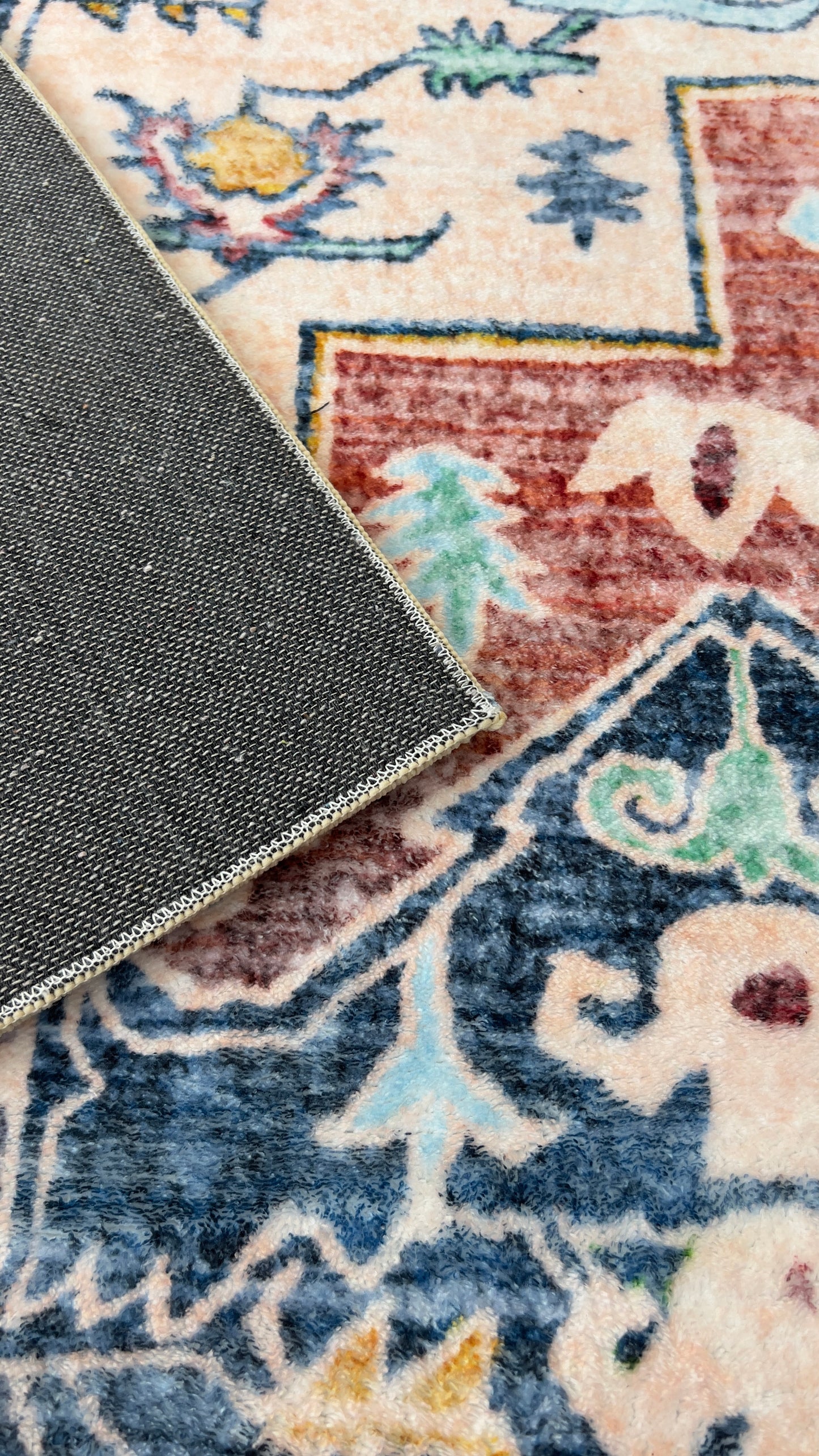 Chic Threads: Elevate Your Home with Persian Rugs