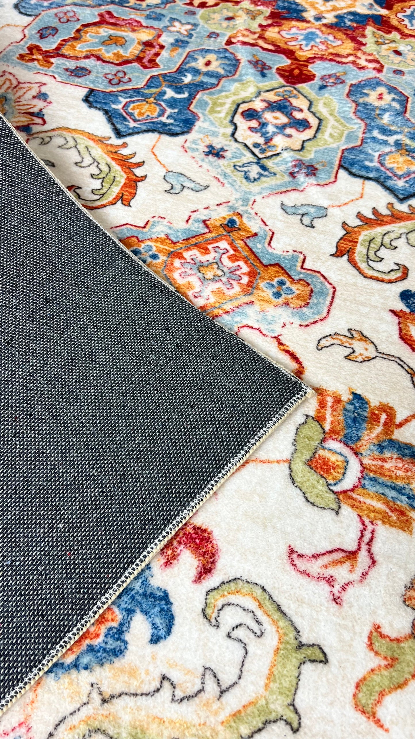 Modern Treasures: Persian Rugs Woven with Tradition