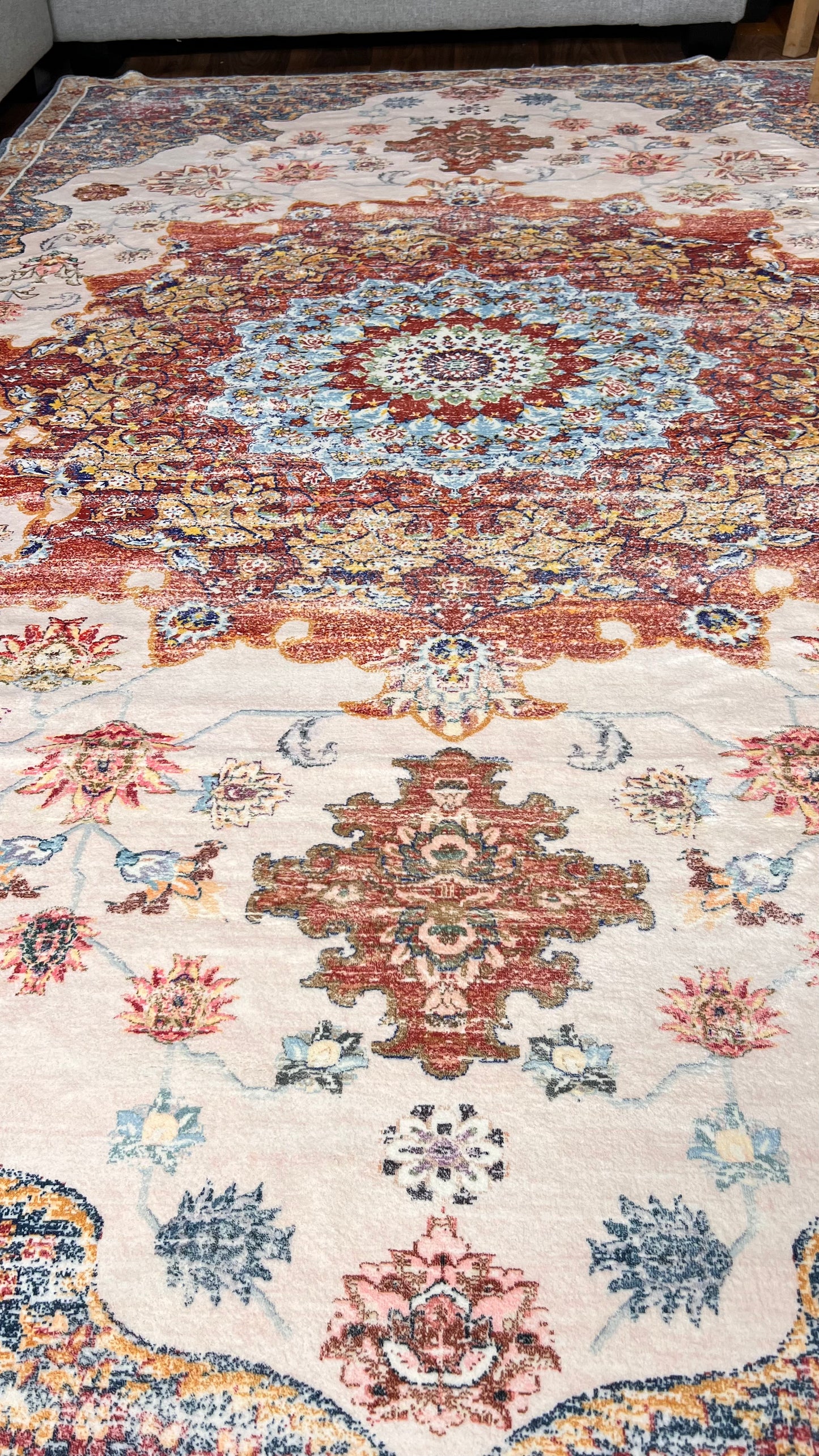 Revolutionize Your Decor: Dive into Washable Persian Rug Comfort