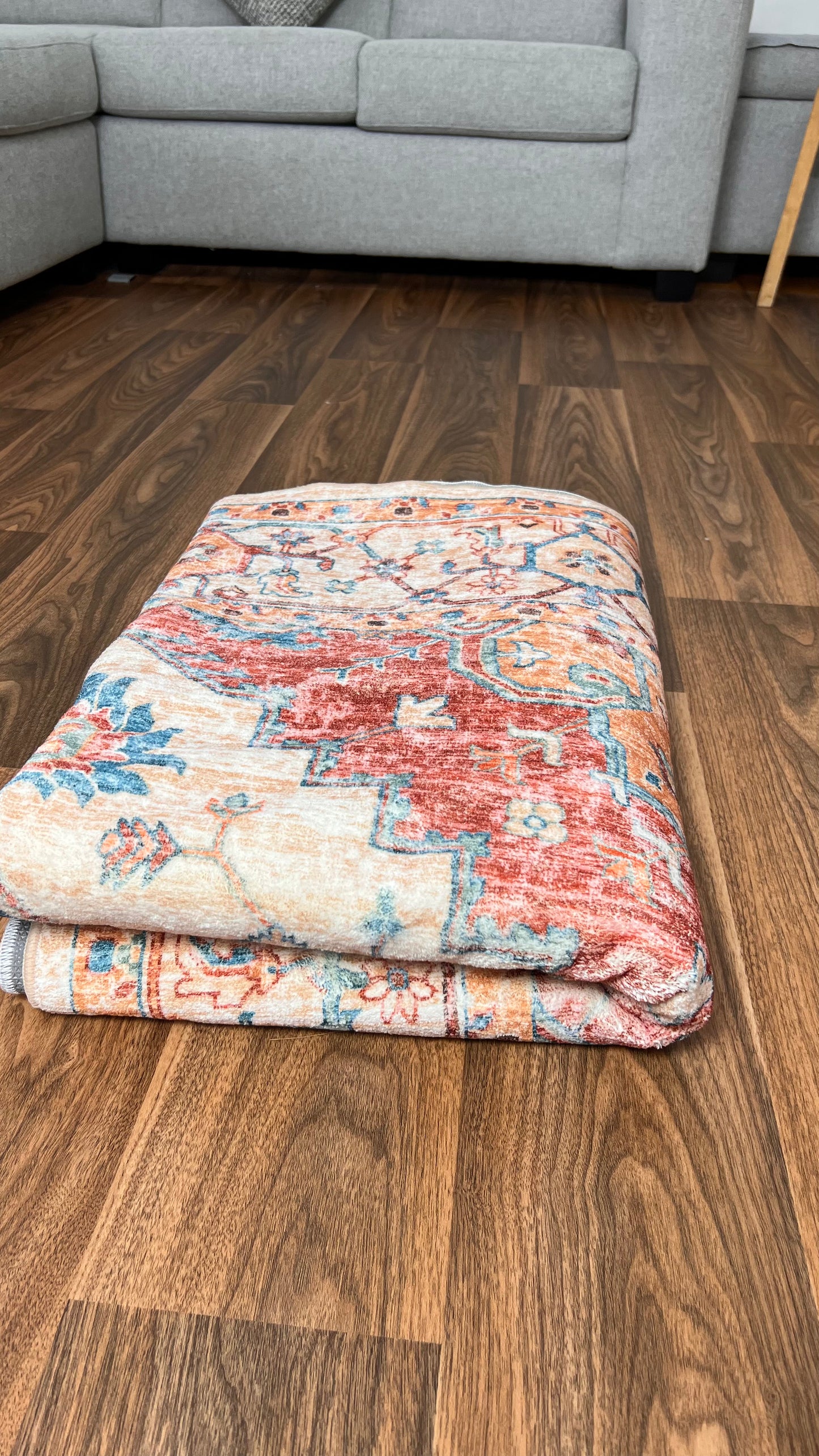Effortless Elegance: Machine-Washable Persian Rugs Await!