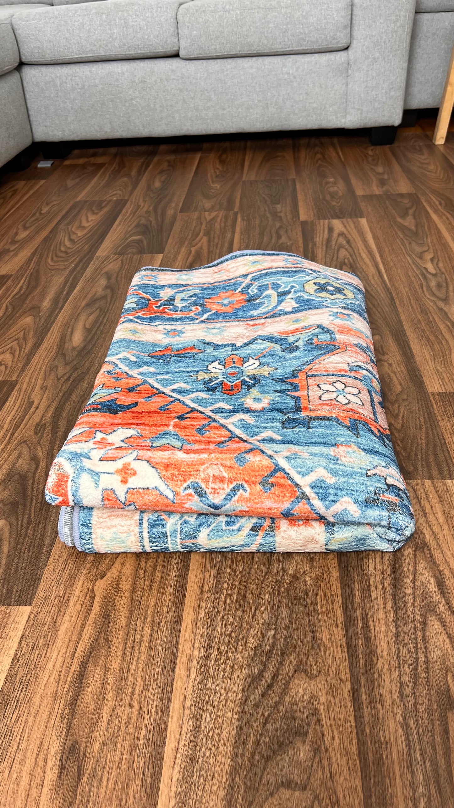 Clean Beauty: Dive into Stylish Machine-Washable Persian Rugs