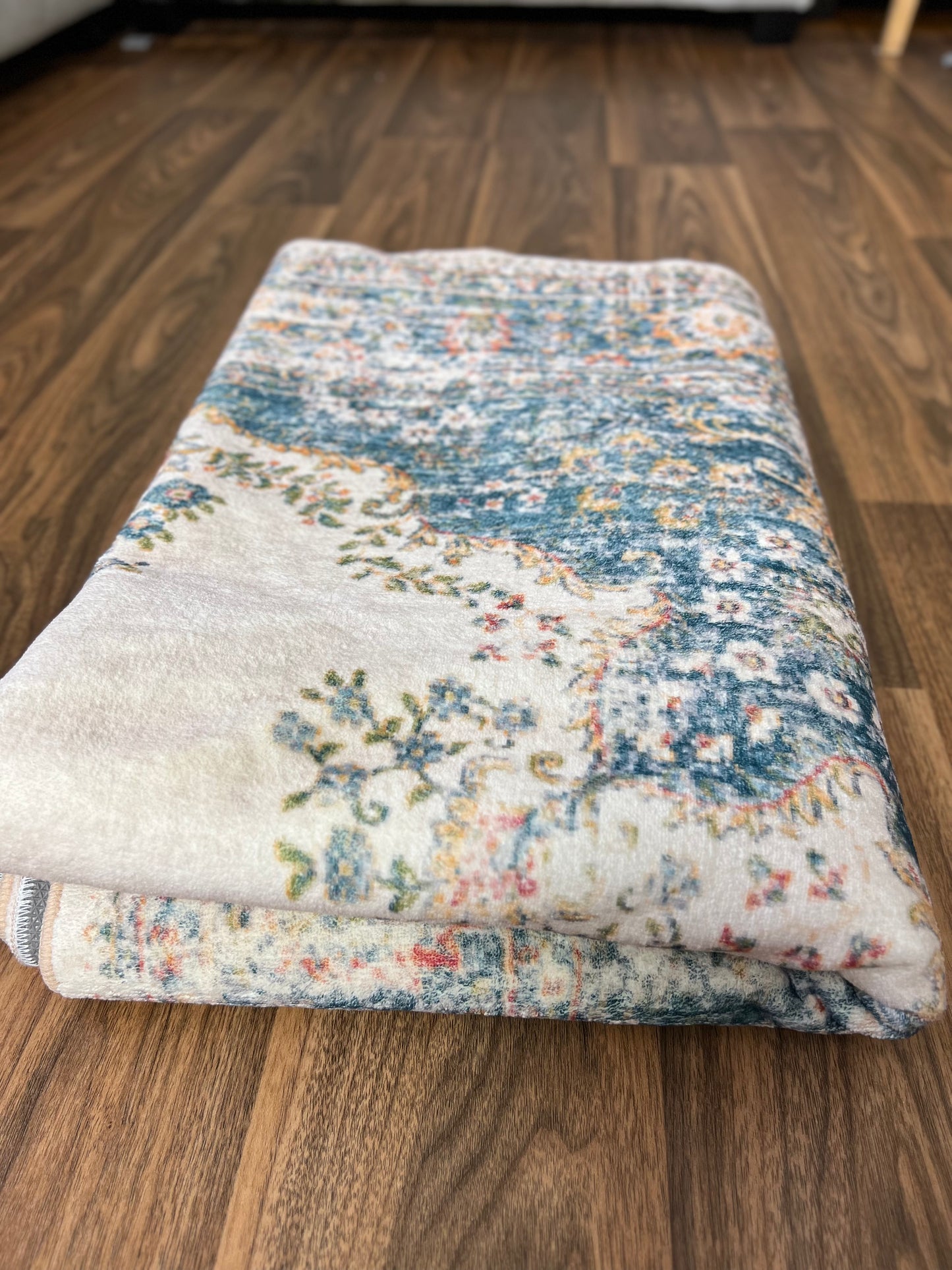 Modern Living, Easy Cleaning: Click for Machine-Washable Persian Rugs