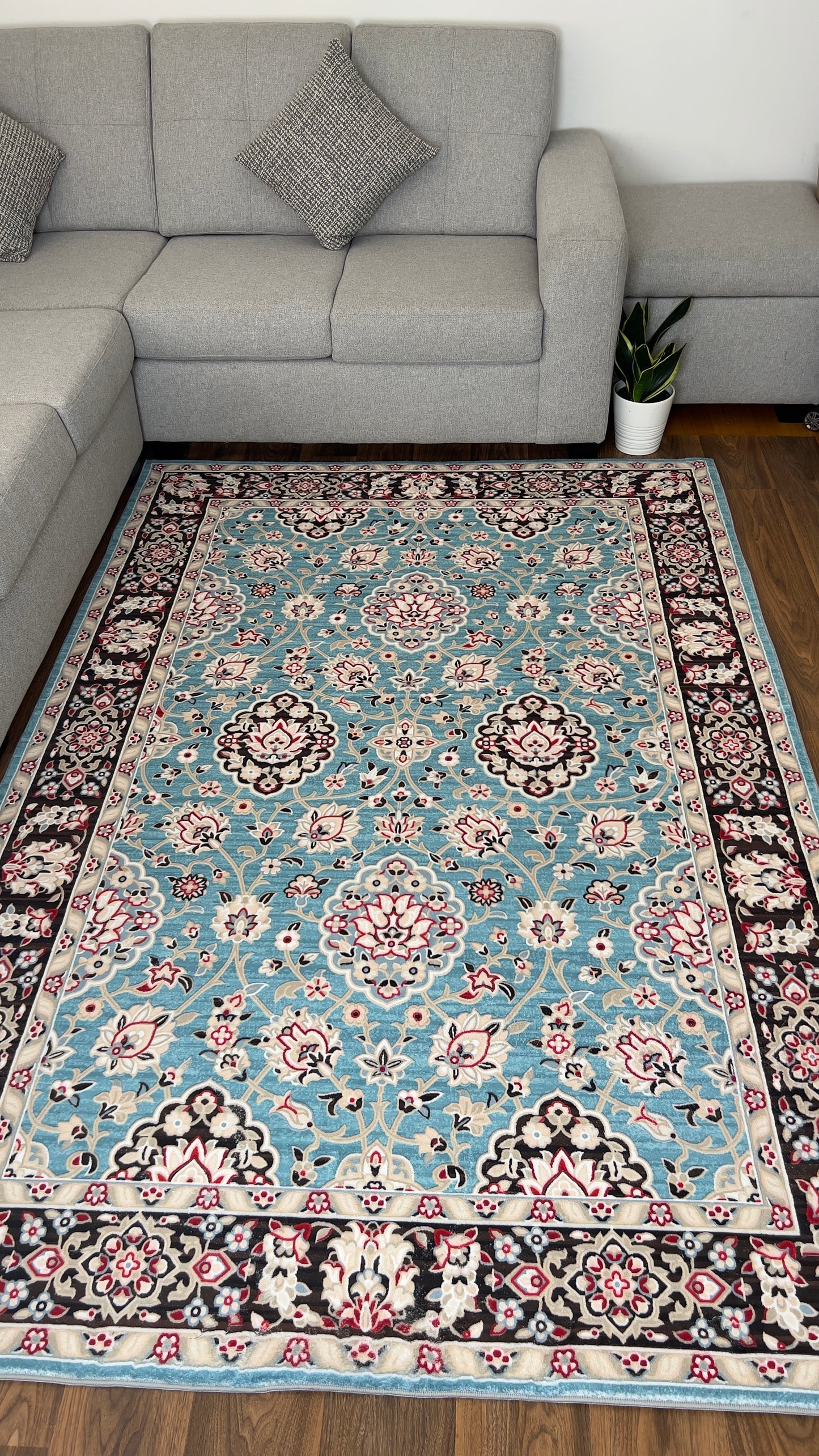 Luxury Redefined: Persian Rugs Crafted for You