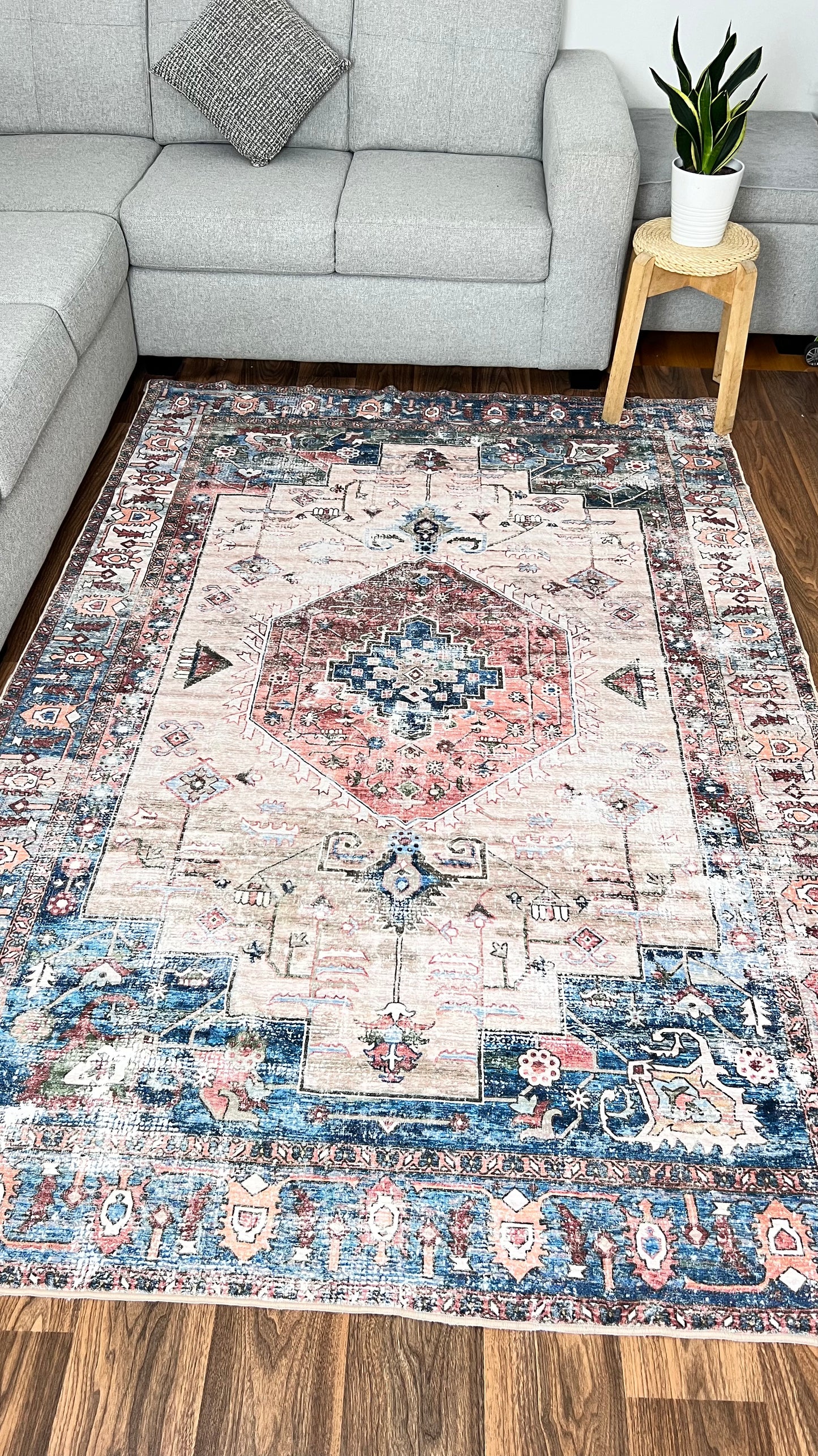 Practical Panache: Click to Unveil Our Machine-Washable Persian Rugs