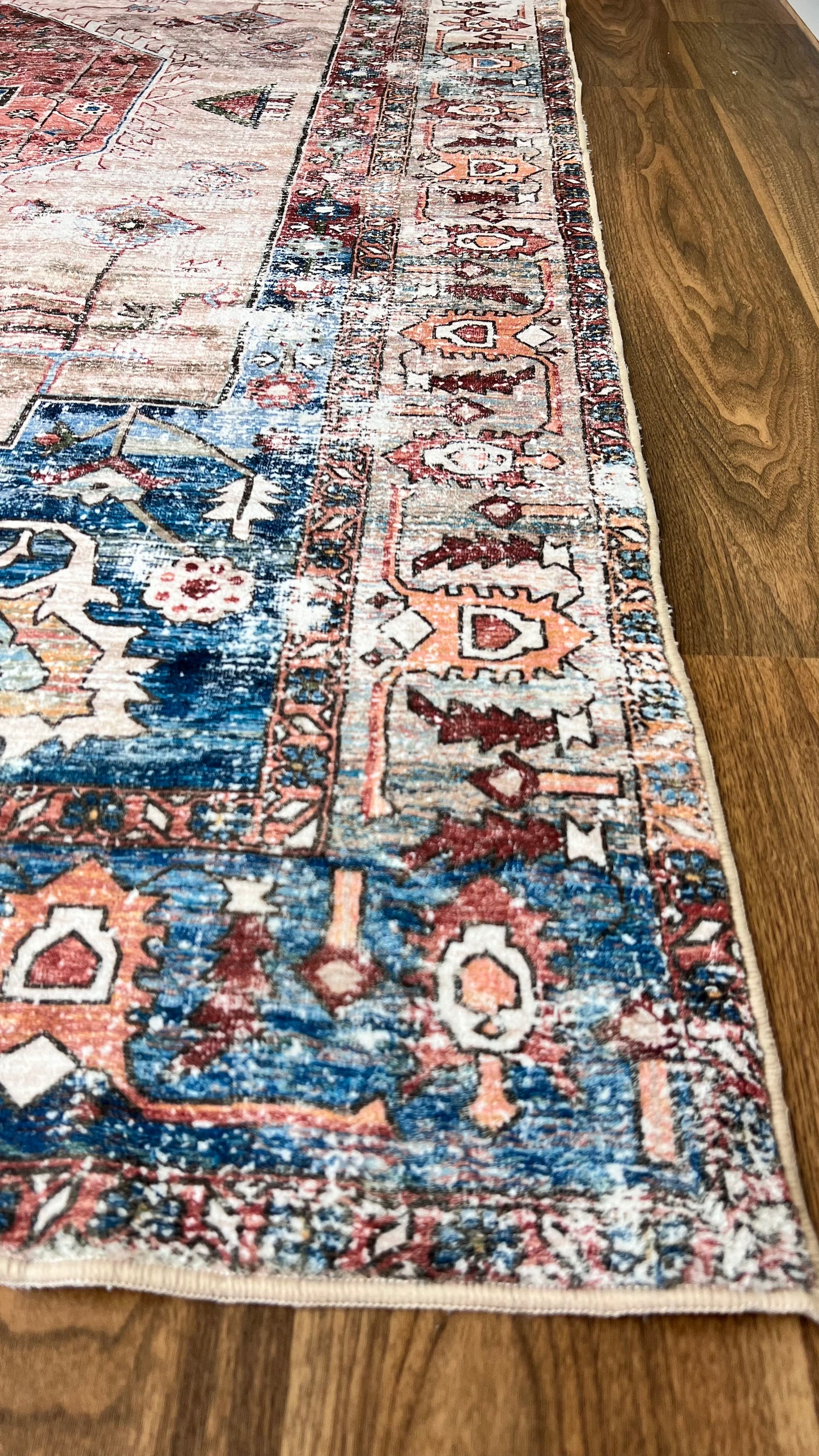 Practical Panache: Click to Unveil Our Machine-Washable Persian Rugs