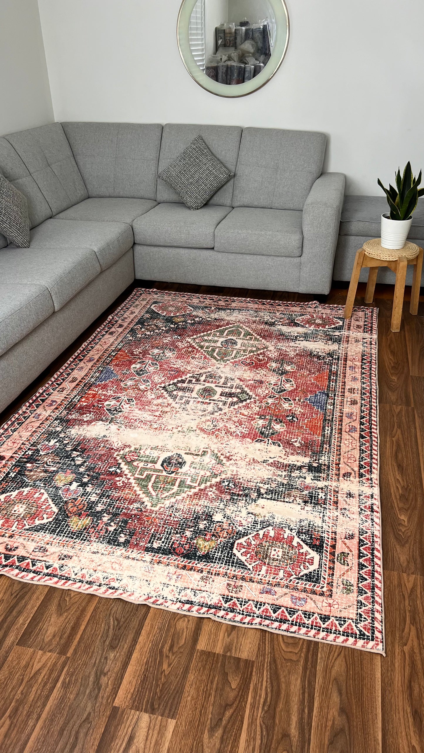 Clean, Click, Chic: Experience Machine-Washable Persian Rugs