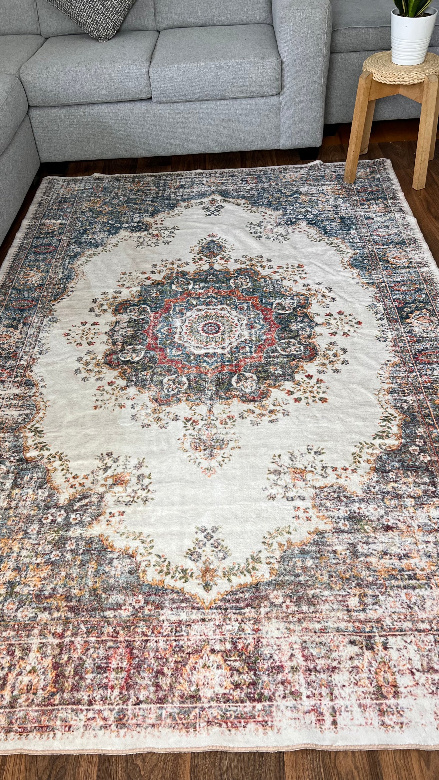 Modern Living, Easy Cleaning: Click for Machine-Washable Persian Rugs