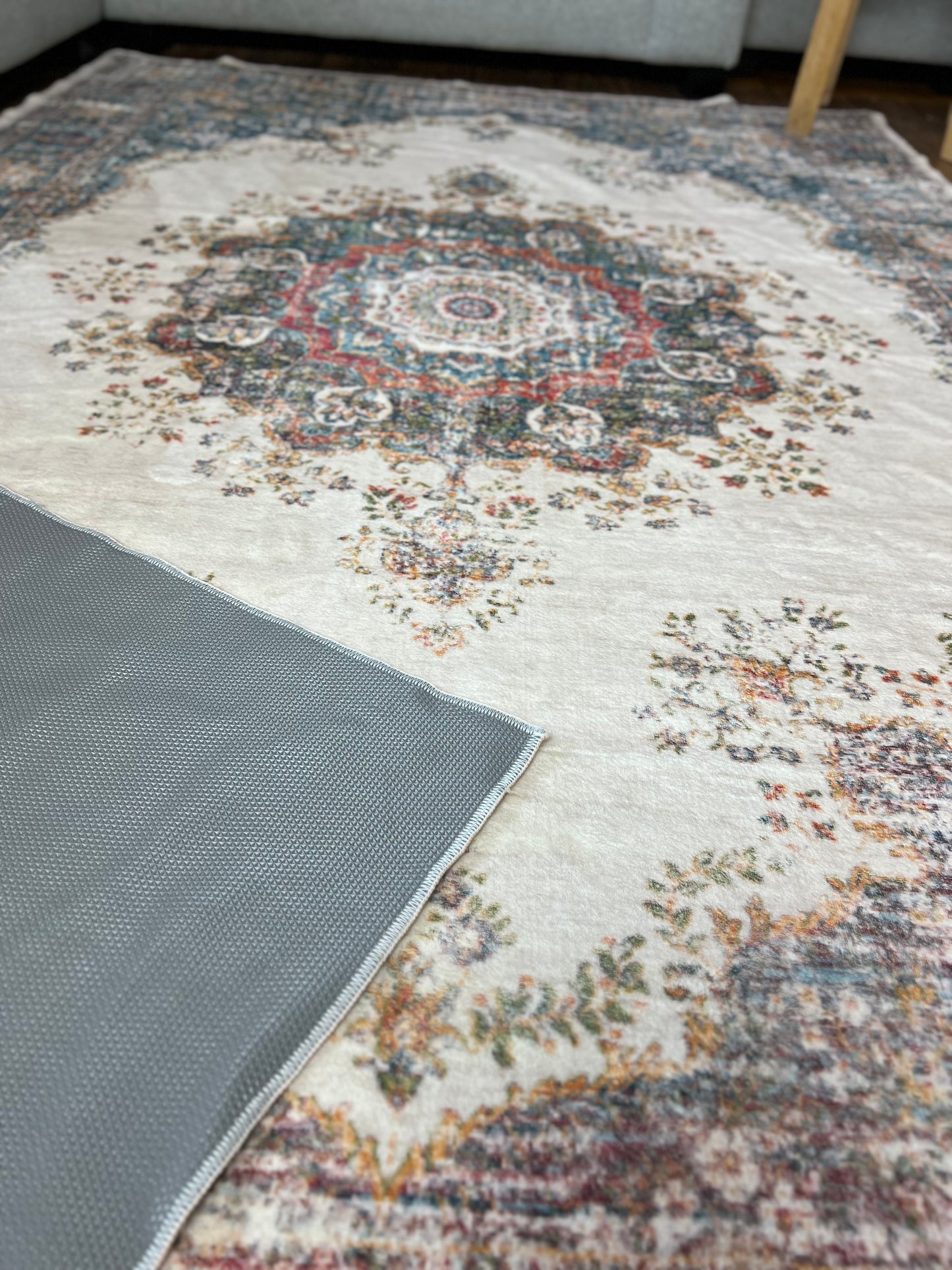 Modern Living, Easy Cleaning: Click for Machine-Washable Persian Rugs